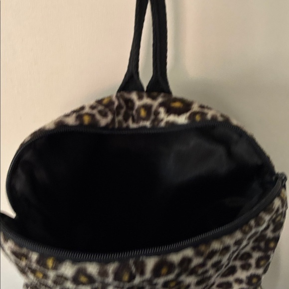 VTG 90’s Y2K Fur-Totes Leopard Print Soft and Plush Backpack  Adj Straps (OSFM) - Picture 8 of 9